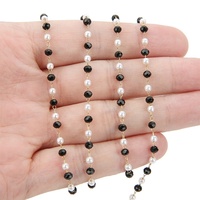 Chaîne en acier inoxydable avec petits maillons ronds blancs en forme de perle et perles de verre noires pour la fabrication de colliers et de bracelets
