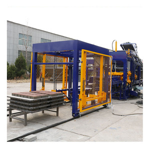 Erfolgreiche Ziegelproduktionsanlage in Mosambik mit Unserer Qt4-15s Betonstein-Produktionslinie - Product Image 1