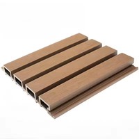 Revêtement mural en panneaux composites en bois WPC rayés modernes, résistant à l'humidité, imperméable et anti-moisissure, pour une utilisation en intérieur/extérieur