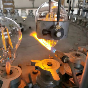 Khổng lồ <span class=keywords><strong>LED</strong></span> <span class=keywords><strong>Dimmable</strong></span> <span class=keywords><strong>Filament</strong></span> <span class=keywords><strong>E27</strong></span> <span class=keywords><strong>4W</strong></span> 6W 8W Vàng kính trang trí đèn lớn nấm <span class=keywords><strong>LED</strong></span> bóng đèn dây tóc ánh sáng - Product Image 5