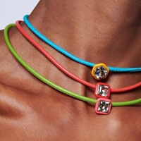 Collier pendentif haute transparence en chaîne de bambou cuivrée, effet goutte d'huile, couleur macaron, style Dopamine, transfrontalier Europe-Amérique