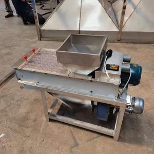 Industriële Hoge Capaciteit Arachide Rode Huid Verwijderen Pinda Peeling Machine - Product Image 4