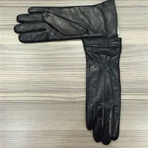 Wholesale Winter Windproof Genuine Sheep Skin Ladies Leather Gloves Outdoor Driving Fashion Design Women Real Fox Fur Gloves
