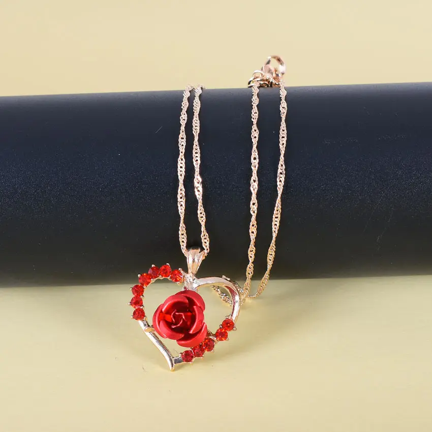 New Love Heart Red Rose Pendant Necklace Women Girl Lady Rose Flower Necklace girocollo gioielli di moda per regalo di san valentino
