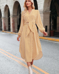 Abito Midi a Righe con Scollo a V per Donna, Maniche Arricciate, Cintura in Vita, Spacco Laterale, Vestito Estivo Casual a Maniche Lunghe per Feste e Uso Quotidiano - Product Image 2