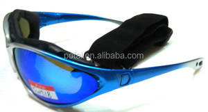 แว่นกันแดดสตีมพังค์สไตล์วินเทจพร้อมเลนส์ไล่ระดับสีที่ไม่เหมือนใครและกรอบพีซีที่ออกแบบมาสำหรับผู้ที่ชื่นชอบสไตล์ - Product Image 3