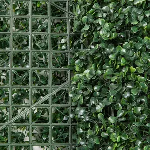 Heim Garten Dekoration DIY Wandhängendes Synthetisches Rasenzaun Blätter 40 cm * 60 cm grüne Wand künstliche Pflanzen für Wanddekoration
