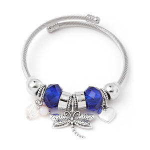Bracelet en Gros pour Femme avec Breloque Tendance, Perles en Pierre de Cristal, <span class=keywords><strong>Libellule</strong></span>, Papillon et Arbre de Vie - Product Image 3