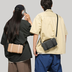 Sacs à bandoulière carrés rigides unisexes en gros, petits sacs de niche et tendance pour usage quotidien - Product Image 5