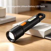 Linterna LED USB Recargable Portátil de ABS con Enchufe Tipo-C, Enfoque Ajustable, Alto CRI 80, 1000 Lúmenes, Uso de Emergencia, Llavero, 4 Horas de Duración