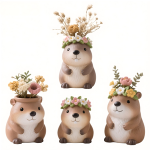 Soporte para Botellas de <span class=keywords><strong>Vino</strong></span> de Resina con Forma de Capibara - Adorable Botellero 3D con Corona de Flores, Decoración Creativa para Bar y Mesa de Cocina - Product Image 4
