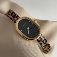 Montre Melissa Leopard élégante pour femme avec bracelet en maille, luxe léger, étanche, best-seller transfrontalier, vente en gros