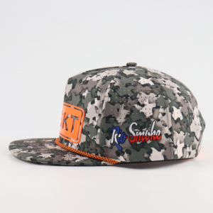 Sombrero <span class=keywords><strong>de</strong></span> golf <span class=keywords><strong>de</strong></span> ala plana con logotipo personalizado <span class=keywords><strong>de</strong></span> alta calidad BSCI con agujeros láser <span class=keywords><strong>de</strong></span> cabra perforados personalizados Logotipo <span class=keywords><strong>de</strong></span> PVC nueva moda sombrero Snapback - Product Image 4