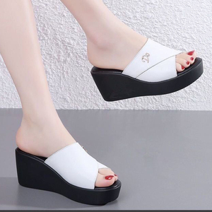 Le nuove pantofole primaverili ed estive sono alla moda <span class=keywords><strong>sandali</strong></span> piatti a <span class=keywords><strong>tacco</strong></span> <span class=keywords><strong>medio</strong></span> semplici e versatili pantofole comode e resistenti - Product Image 4