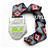 Médaille de finisseur de triathlon en alliage de zinc mat, forme de roche irrégulière, gravée sur mesure, imprimée UV, avec cordon, récompense sportive