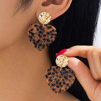 Boucles d'oreilles pendantes tendance à imprimé léopard et fleurs pour femmes, ornements d'oreille en or martelé