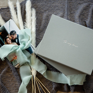 Boîte à photos en lin gaufré, boîte à photos d'anniversaire en lin, boîte à souvenirs de boudoir, emballage cadeau pour lui, petit ami, mari, boîtes à souvenirs de mariage - Product Image 2