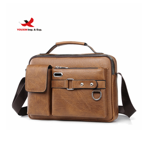 Sac messager personnalisé pour homme en PU grand format, sac à bandoulière en cuir imperméable, sac à main de créateur pour homme - Product Image 1