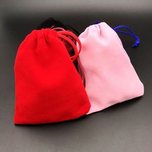 Sac en velours personnalisé avec logo, sac à cordon en velours coloré pour l'emballage de bijoux et les cadeaux de mariage - Product Image 4