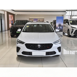 Buick Regal 2017 Usata, 1.5T Turbo LFV 9AT FWD Elite, Berlina di Medie Dimensioni, Basso Chilometraggio, Senza Incidenti, Efficiente nei Consumi - Product Image 2