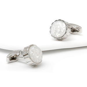 Fashion French Big White Zircon Cufflinks for Men Luxury Men's Shirt Metal Alloy Cufflinks Casual Business Shirt Cuff Links - Product Image 3