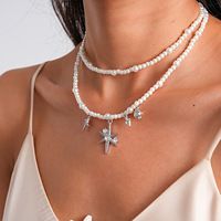 Colliers ras du cou vintage, chaînes de clavicule, colliers à double rang avec perles et strass en forme d'étoile, bijoux de cou minimalistes de niche haut de gamme