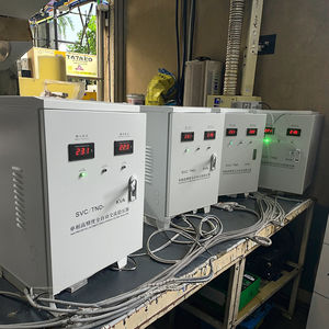 공장 직접 10KVA 20KVA 30KVA 자동 전압 안정기 단상 AC 구리 전압 조정기 - Product Image 6