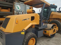 Rouleau compresseur routier Productive XS600J 55,2 kW pour grandes opérations de terrassement