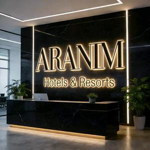 Enseigne lumineuse LED rétroéclairée, lettres en acrylique 3D avec halo métallique pour comptoir de magasin de cosmétiques, salon de beauté et présentoir de centre commercial - Product Image 1