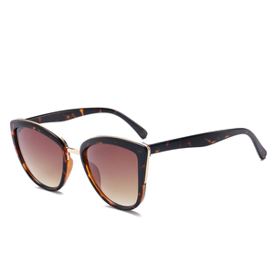 Vente flash - Lunettes de soleil unisexes pour femmes de la marque Benola, modèle Cateye, verres rouges dégradés, modèle 7016 - Product Image 2