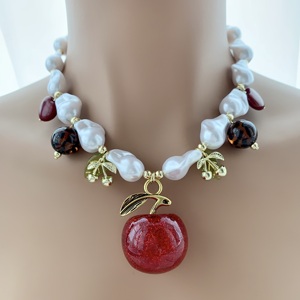 Collana di mele promozionale LS-L4195 con perline di perle oro collana di ciliegio rosso cuore <span class=keywords><strong>ambra</strong></span> collana - Product Image 1