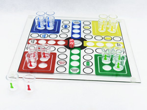 Set di scacchi per bere scacchi <span class=keywords><strong>in</strong></span> <span class=keywords><strong>vetro</strong></span> per adulti gioco ludo bicchierini scacchi giochi per bere - Product Image 2