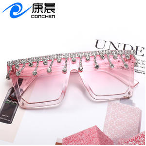 Lunettes de soleil Conchen avec strass, unisexes, monture carrée, UV400, matériau PC, lunettes de soleil tendance - Product Image 1