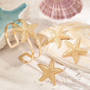 Gran oferta, conjunto de moda de tres piezas para mujer, pendientes geométricos de estrellas de mar estilo oceánico, pulsera, anillo, aleación de oro para temática oceánica - Product Image 2