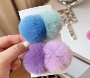Horquillas para el pelo para niñas con pequeño pompón de piel suave y encantador, pinza de bola de conejo, pinzas para el pelo, accesorios para el cabello para niños - Product Image 1