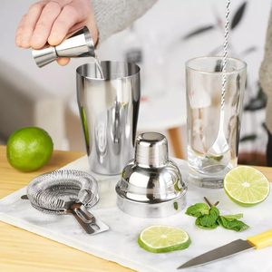 Ensemble de shakers à cocktails en acier inoxydable personnalisable avec support en bois, kit de barman professionnel pour un branding de cadeau haut de gamme - Product Image 4