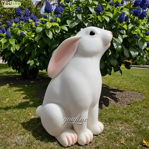 Incontrare gli amici, Fata e figura del coniglietto, Fata in miniatura con coniglietto, Fata con coniglio, Accessorio per il giardino delle fate, Il giardino delle fate UK - Italia