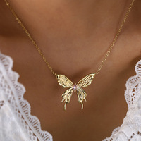 Collier pendentif papillon en acier inoxydable plaqué or 18 carats avec zircon cubique rose marquise pour femme, vente en gros artistique OEM