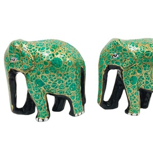 Escultura de animal Vintage hecha a mano y pintada a mano elefante estatua con madera - Product Image 3