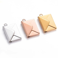 Porte-clés personnalisé en alliage de zinc, lettrage tendance pour l'amour, charme enveloppe, souvenirs ou objets de collection