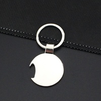 Porte-clés décapsuleur en alliage de zinc, forme de ballon de football, logo d'entreprise gravé, moderne et simple, pendentif décapsuleur