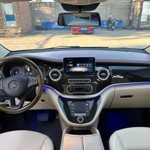 <span class=keywords><strong>Mercedes</strong></span>-Benz Classe V Sept Places 2020, Monospace d'Occasion Automatique Foncé, Moteur Turbo 2.0T, Conduite à Gauche, Pneus R19, Sièges en Cuir - Product Image 5