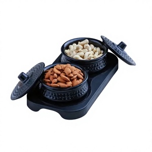 Juego de cuencos de metal de lujo con tapa y bandeja para frutos secos y aperitivos, diseño minimalista hermético, color negro, plato para servir en fiestas - Product Image 1