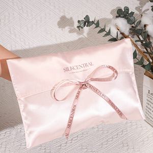 कस्टम लोगो मुद्रित <span class=keywords><strong>Satin</strong></span> लिफाफे कॉस्मेटिक उपहार पैकेजिंग बैग के साथ रिबन लक्जरी हैंडबैग लिफाफे धूल रेशम साटन पाउच - Product Image 2