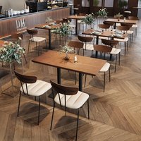 Ensemble de table et de chaises de restaurant en bois massif, style industriel rétro, personnalisable, pour usage commercial