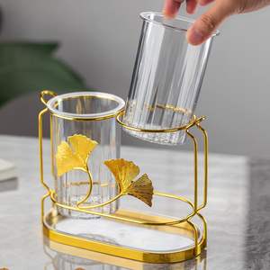 Portautensilios de Cocina Moderno con Almacenamiento para Palillos y Cubiertos, Vasos de Vidrio, Marco de Metal Dorado, Diseño Contemporáneo - Product Image 5