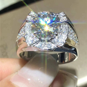 Anello da Donna Elegante con Accento Scintillante in Lega, Regolabile, Gioiello Moderno e Semplice per Matrimonio - Product Image 2