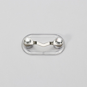 Clip di marca in <span class=keywords><strong>plastica</strong></span> a forma di V con supporto per occhiali magnetici ad aspirazione forte per la memorizzazione delle cuffie