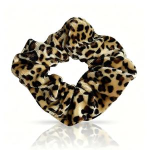 Luxury Velvet Scrunchies Set <b>Leopard</b> <b>Print</b> Solid Color Velvet Elastic Hair Scrunchy Hair <b>Ties</b> For Women Daily Hairstyle - Product Image 4