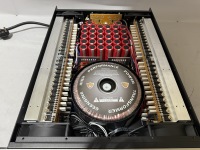 Amplificateur de puissance professionnel MT-8000 3U 4 canaux*1500W 104 circuits intégrés 32 condensateurs. Amplificateur de performance 4 canaux pour KTV, conférence, subwoofer, et systèmes Line Array.